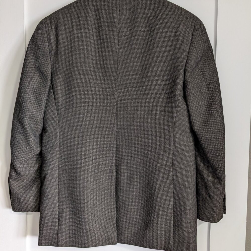 Classy Men's Alfani Sport Coat Brown Center Vent - Picture 2 of 5